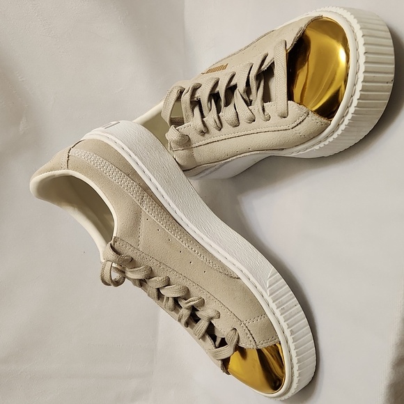 Puma Shoes - Puma Suede Gold Toe Lace-up sneakers (womens size 7)